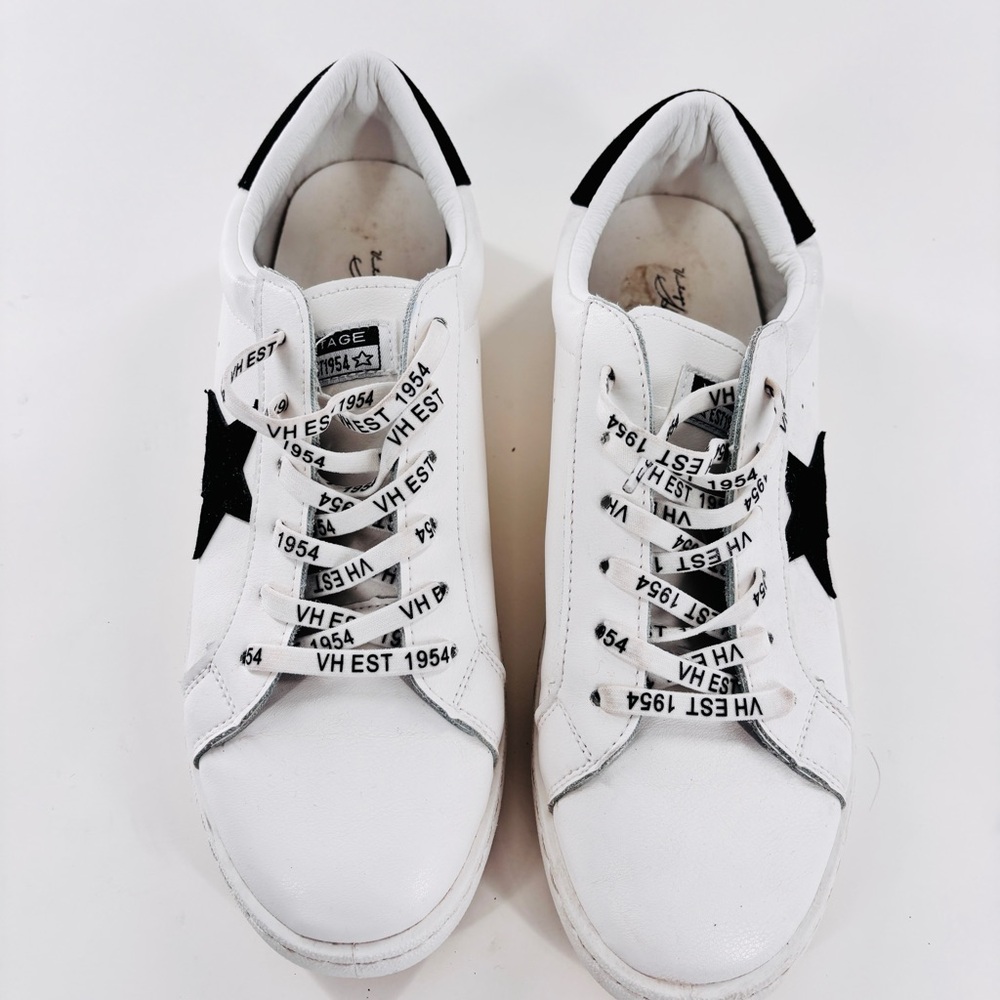 Vintage Havana "Carla" White Black Star Low Top Sneakers, Women's Size 9